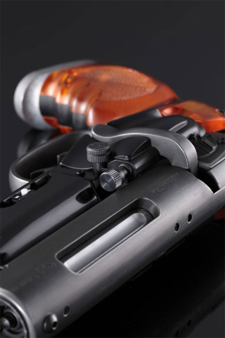 Illustration for article titled $900 Blade Runner Gun Looks Totally Worth It